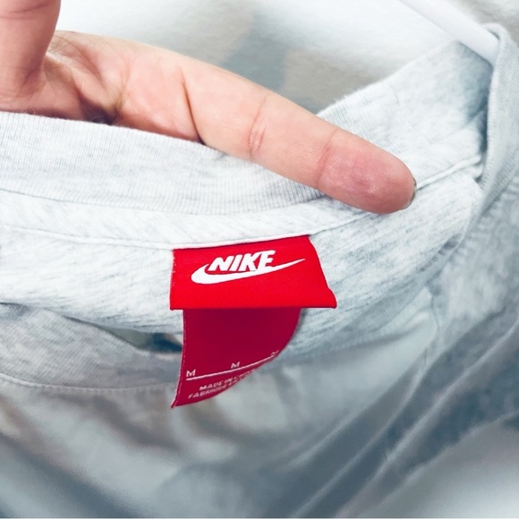 Nike size L gray white short sleeve tee t-shirt - Picture 3 of 5